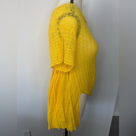 Love Moschino Asymmetrical Knit T-Shirt – Size 6 - Picture 15 of 17